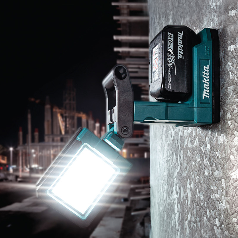 Cordless Magnetic Light LXT | DML819